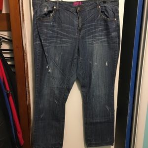 Slight Destruction Jeans